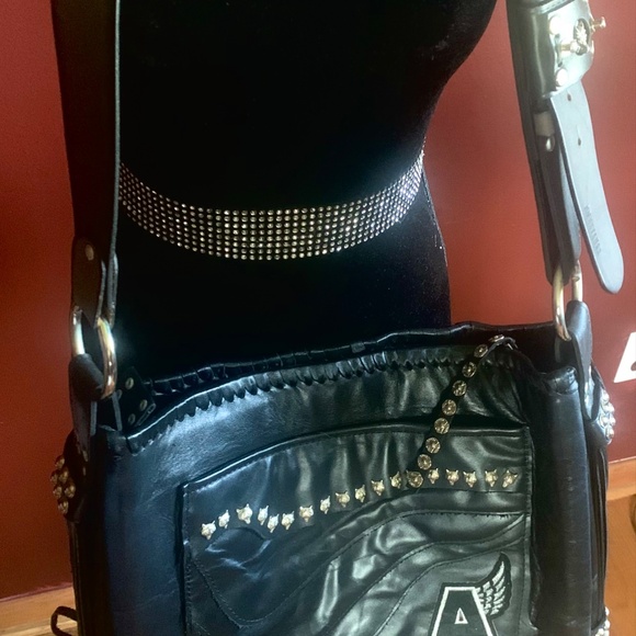 Wolf leather bag/travel case OOAK - Picture 4 of 5